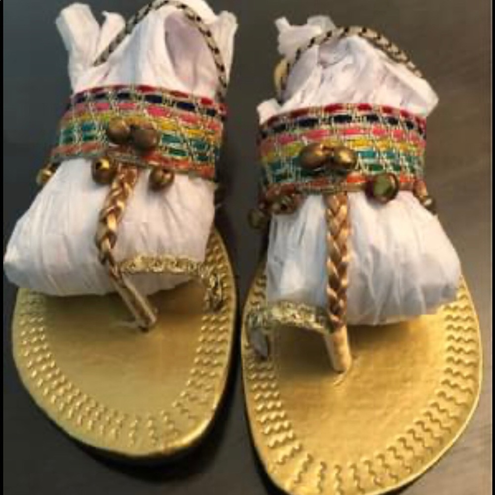 Sandles